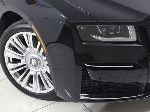 Used 2023 Rolls-Royce Ghost AWD/4WD image 25
