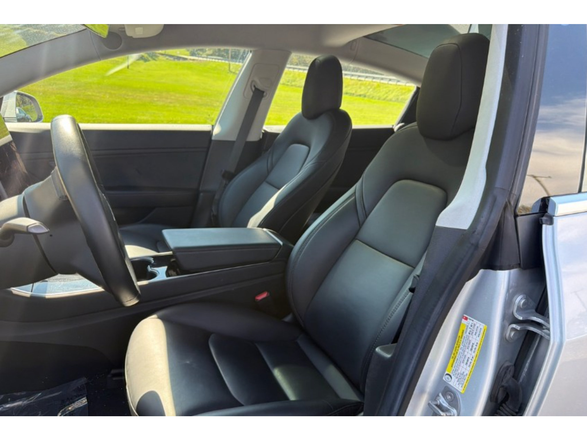 Used 2018 Tesla Model 3 Long Range RWD image 5