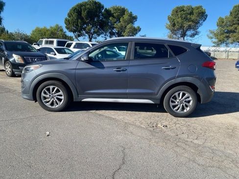 Used 2017 Hyundai Tucson SE Plus w/ Cargo Package image 4