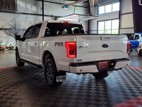 Used 2015 Ford F150 Lariat w/ Equipment Group 502A Luxury AWD/4WD image 4