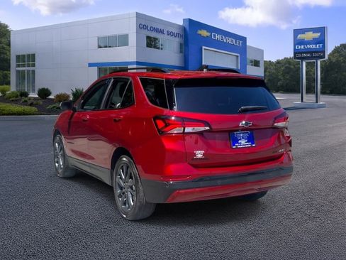 Certified 2024 Chevrolet Equinox RS w/ RS Leather Package AWD/4WD image 4