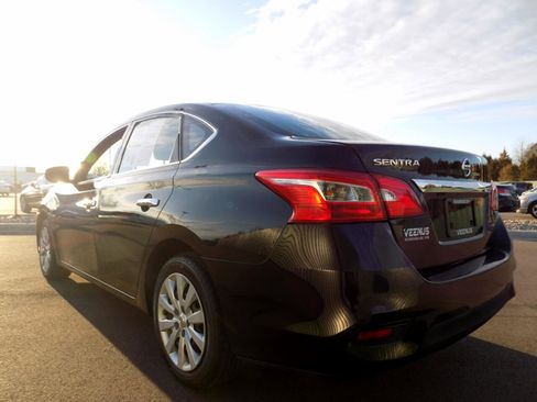 Used 2019 Nissan Sentra S image 4