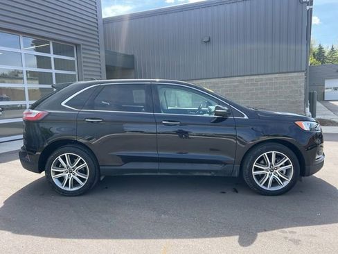 Used 2024 Ford Edge Titanium AWD/4WD image 4