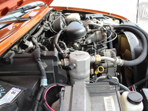 Used 2001 Chevrolet Blazer Xtreme w/ Preferred Equipment Group RWD image 9