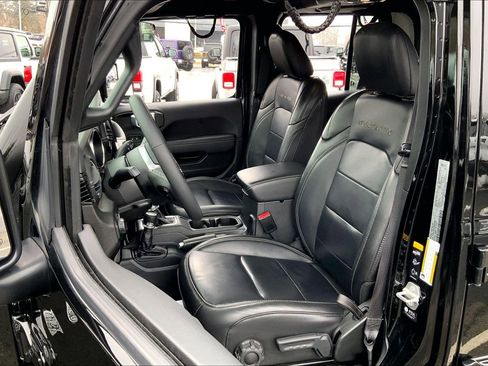 Certified 2023 Jeep Gladiator Overland w/ Popular Equipment Package image 8