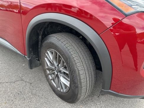 Certified 2025 Nissan Rogue S AWD/4WD image 8