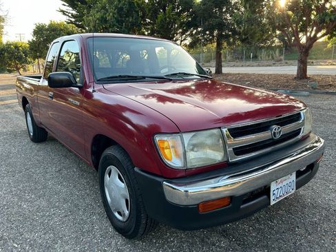 Used 1999 Toyota Tacoma 2WD Xtracab image 9