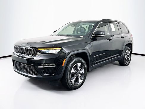 Used 2022 Jeep Grand Cherokee Limited 4xe AWD/4WD image 3