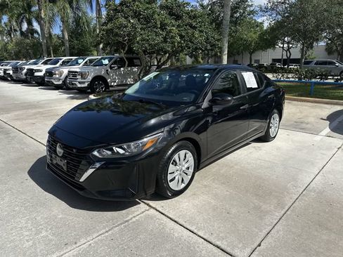 Used 2024 Nissan Sentra S FWD image 18