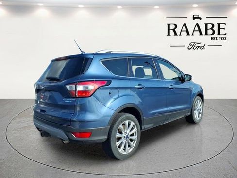 Used 2018 Ford Escape Titanium image 10
