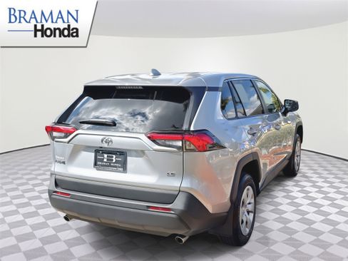 Used 2024 Toyota RAV4 LE image 3