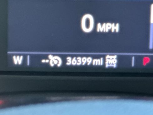 Certified 2022 Cadillac XT4 Premium Luxury w/ Enhanced Visibility Package image 29