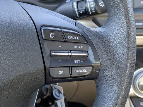 Used 2019 Hyundai Elantra SEL image 24