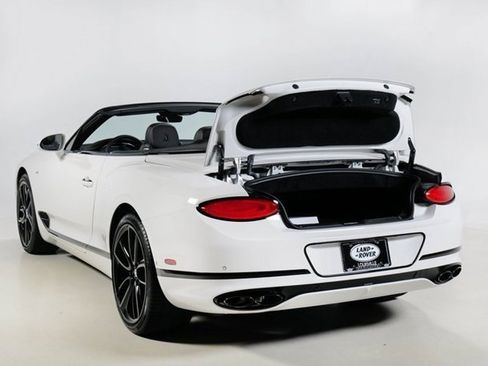 Used 2021 Bentley Continental GT V8 image 9