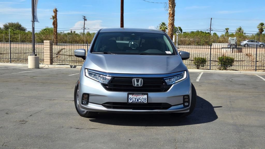 Used 2023 Honda Odyssey EX image 2