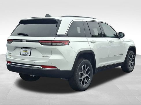 New 2025 Jeep Grand Cherokee Limited image 6