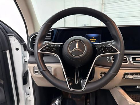 Used 2024 Mercedes-Benz GLE 350 4MATIC image 16