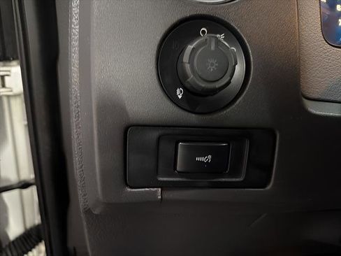 Used 2011 Ford F150 XLT w/ XLT Chrome Pkg image 20