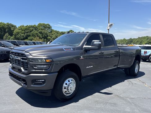 New 2026 RAM 3500 Big Horn AWD/4WD image 2