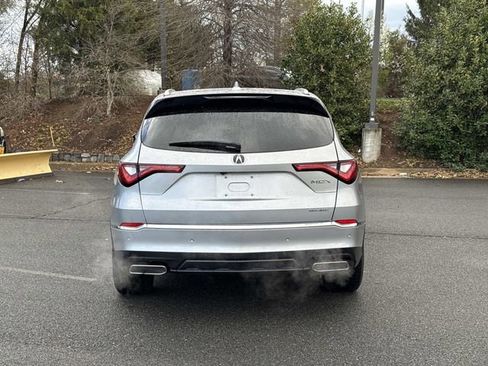 Used 2022 Acura MDX SH-AWD w/ Advance Package image 3