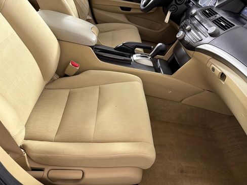 Used 2012 Honda Accord LX image 19