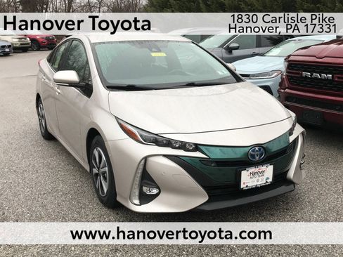 Used 2018 Toyota Prius Prime Advanced image 1
