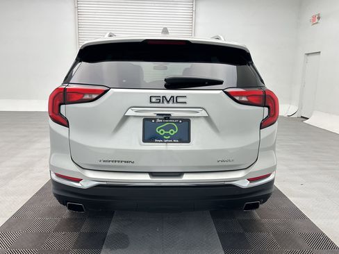 Certified 2019 GMC Terrain SLT AWD/4WD image 10