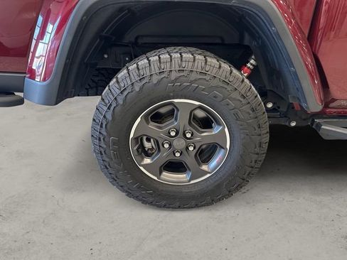 Used 2021 Jeep Gladiator Rubicon AWD/4WD image 13