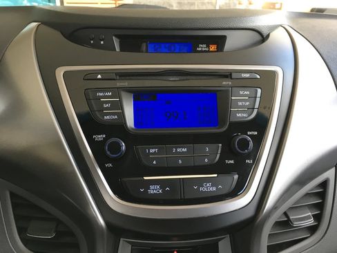 Used 2013 Hyundai Elantra GLS FWD image 15