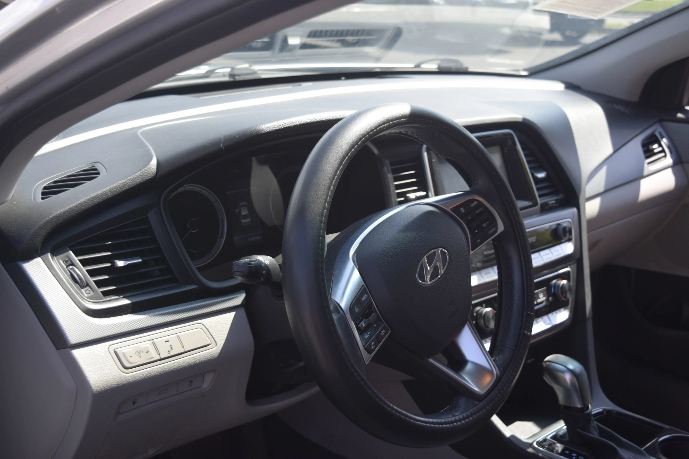 Used 2018 Hyundai Sonata SEL FWD image 5