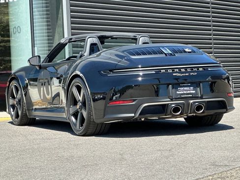 New 2026 Porsche 911 GTS image 3