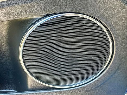 Used 2016 Honda HR-V EX-L image 20