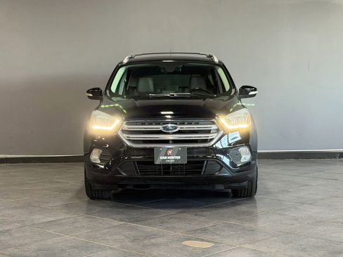 Used 2017 Ford Escape Titanium FWD image 3