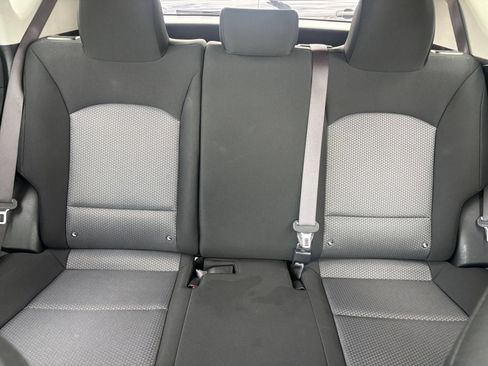 Used 2025 Kia Soul LX w/ LX Technology Package FWD image 36