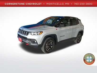 Used 2025 Jeep Compass Trailhawk