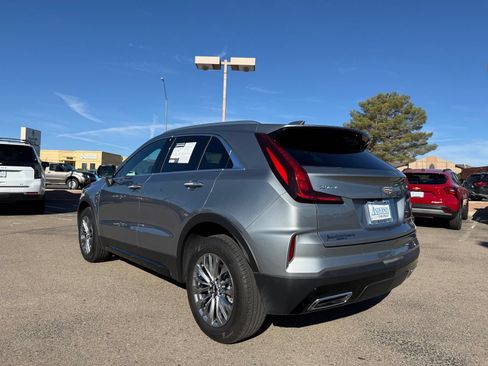 Certified 2025 Cadillac XT4 Premium Luxury FWD image 9