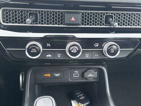 Certified 2023 Honda Civic Sport image 30