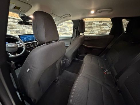Used 2024 Ford Escape Active w/ Tech Pack #1 AWD/4WD image 26