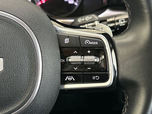 Used 2022 Kia Sorento S FWD image 27