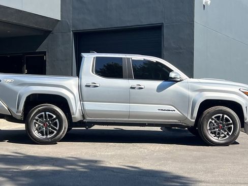 Used 2026 Toyota Tacoma TRD Sport RWD image 3