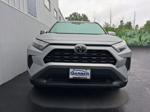 Used 2022 Toyota RAV4 XLE w/ Convenience Package AWD/4WD image 6