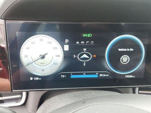 Used 2024 Hyundai Elantra SEL FWD image 22
