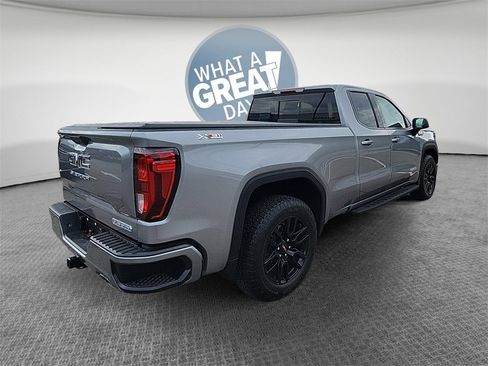 Used 2024 GMC Sierra 1500 Elevation w/ Preferred Package image 3