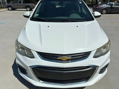 Used 2017 Chevrolet Sonic LT image 3