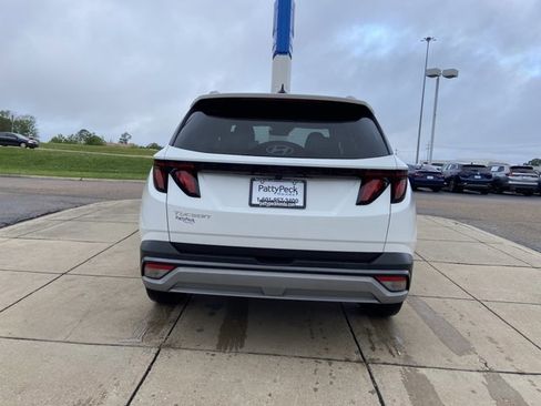 Used 2025 Hyundai Tucson SEL FWD image 10