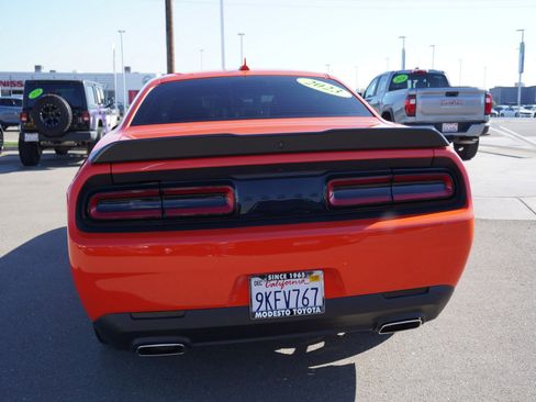 Used 2023 Dodge Challenger GT w/ Plus Package image 9