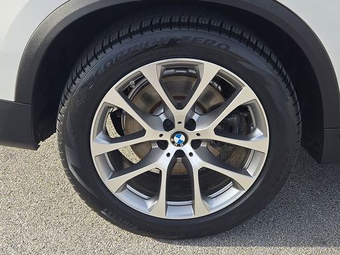 Used 2020 BMW X5 xDrive40i w/ Premium Package image 8