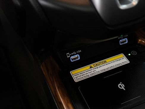 Used 2020 Honda CR-V Touring image 27