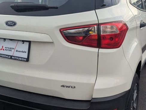 Used 2022 Ford EcoSport S image 4