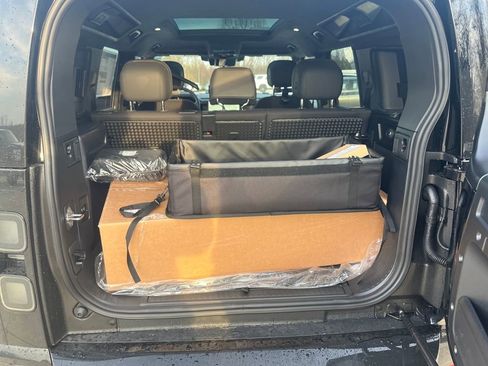 New 2026 Land Rover Defender 110 V8 image 20